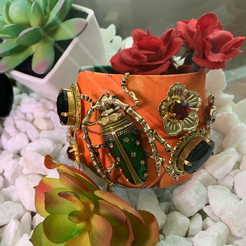 Fun, chunky cuff. Beetle juice! Beetle juice!...